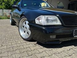 Schwarz Gebraucht 1991 Mercedes SL300 Cabrio | 12.499 €
