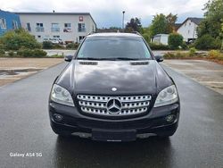 Schwarz Gebraucht 2005 Mercedes ML320 SUV | 7.299 € (Fairer Preis)