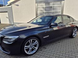 Grau Gebraucht 2015 BMW 740 Sport Line Limousine | 10.500 € (Superpreis)