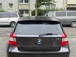Grau Gebraucht 2006 BMW 116 Kleinwagen | 3.400 € (Fairer Preis)
