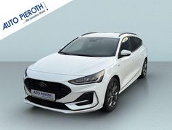 Weiß Gebraucht 2024 Ford Focus ST-Line Limousine | 24.850 € (Etwas zu teuer)