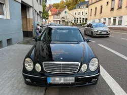 Schwarz Gebraucht 2002 Mercedes E220 Limousine | 1.599 € (Fairer Preis)