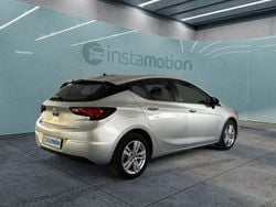 Grau Gebraucht 2021 Opel Astra Edition Limousine | 14.799 € (Fairer Preis)