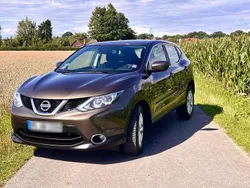 Braun Gebraucht 2015 Nissan Qashqai SUV | 10.750 € (Fairer Preis)