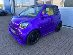 Violett Neu 2025 Smart ForTwo Electric Drive Brabus Cabrio | 45.850 €