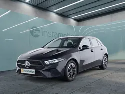 Schwarz Gebraucht 2023 Mercedes A180 Progressive Limousine | 27.220 € (Guter Preis)