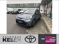 Celestite grey metallic/ dach Neu 2024 Toyota Aygo Team Kleinwagen | 19.090 €