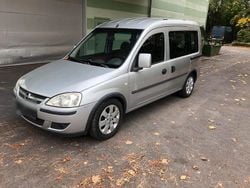 Silber Gebraucht 2006 Opel Combo Van / Kleinbus | 2.199 € (Fairer Preis)