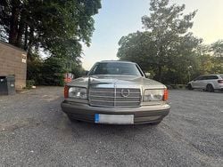 Grau Gebraucht 1987 Mercedes 260 SE Limousine | 10.000 €