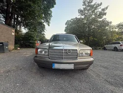 Grau Gebraucht 1987 Mercedes 260 SE Limousine | 10.000 €