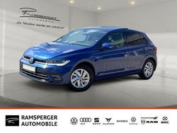 Blau (0a reef blue metallic) Gebraucht 2024 VW Polo Style Limousine | 26.490 € (Teuer)