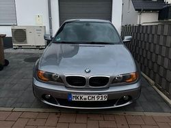 Grau Gebraucht 2004 BMW 320 Performance | 7.500 €