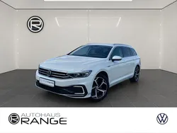 Weiß Gebraucht 2020 VW Passat GTE Kombi | 20.980 € (Fairer Preis)