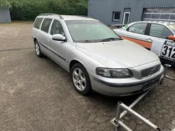 Silber Gebraucht 2001 Volvo V70 Kombi | 700 € (Superpreis)