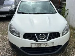 Weiß Gebraucht 2013 Nissan Qashqai Acenta SUV | 5.600 € (Guter Preis)
