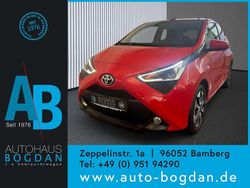 Rot Gebraucht 2021 Toyota Aygo X-play Kleinwagen | 12.690 € (Fairer Preis)