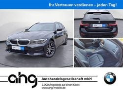 Schwarz Gebraucht 2022 BMW 320 Sport Line Kombi | 24.990 € (Guter Preis)