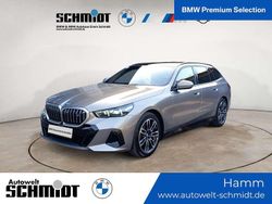 Oxidgrau metallic Gebraucht 2025 BMW i5 M Sport Kombi | 64.490 €