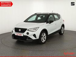 Weiß Gebraucht 2022 Seat Arona FR SUV | 22.990 € (Fairer Preis)