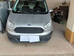Silber Gebraucht 2017 Ford Courier Van / Kleinbus | 6.500 € (Guter Preis)