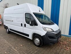 Weiß Gebraucht 2023 Citroën Jumper Van / Kleinbus | 21.900 € (Guter Preis)