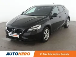 Schwarz Gebraucht 2016 Volvo V40 Momentum Kombi | 17.110 € (Fairer Preis)