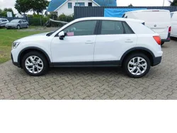 Gletscherweissmetweiß Gebraucht 2023 Audi Q2 SUV | 20.990 € (Guter Preis)