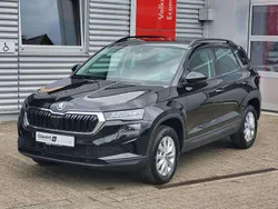 Black magic perleffekt Neu 2025 Skoda Karoq Selection SUV | 31.950 € (Superpreis)