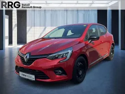 Rot Gebraucht 2022 Renault Clio V Zen Limousine | 13.590 € (Guter Preis)