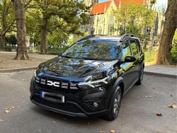 Schwarz Gebraucht 2023 Dacia Jogger Expression Kombi | 15.500 € (Superpreis)