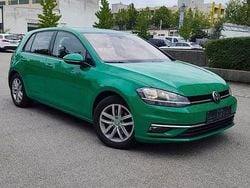Grün Gebraucht 2019 VW Golf VII Comfortline Limousine | 10.599 € (Guter Preis)