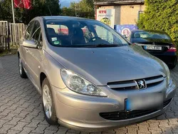 Silber Gebraucht 2004 Peugeot 307 Sport Limousine | 2.490 € (Teuer)