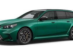 Grün Gebraucht 2024 BMW M5 Comfort Edition Kombi | 147.837 €