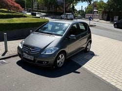 Grau Gebraucht 2009 Mercedes A160 Van / Kleinbus | 5.099 € (Fairer Preis)