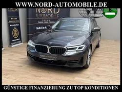 Sophistograu brillantef (metallic) Gebraucht 2021 BMW 530e Sport Line Kombi | 27.790 € (Fairer Preis)