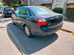 Schwarz Gebraucht 2003 Audi A4 Kombi | 1.200 € (Superpreis)