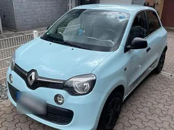 Blau Gebraucht 2015 Renault Twingo Experience Kleinwagen | 4.700 € (Etwas zu teuer)