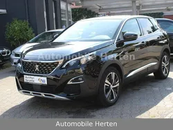 Lackierung schwarz perla nera/ Gebraucht 2019 Peugeot 3008 Allure GT-Line SUV | 21.990 € (Etwas zu teuer)
