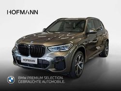 Manhattan metallic Gebraucht 2022 BMW X5 M M Sport SUV | 61.990 € (Fairer Preis)