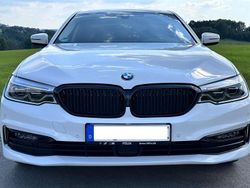 Weiß Gebraucht 2020 BMW 530e Luxury Line Limousine | 33.999 € (Etwas zu teuer)