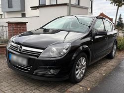 Schwarz Gebraucht 2005 Opel Astra Limousine | 3.000 € (Fairer Preis)