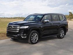 Schwarz Gebraucht 2025 Toyota Land Cruiser SUV | 123.680 €