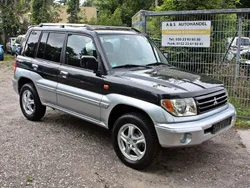 Schwarz Gebraucht 2005 Mitsubishi Pajero Intense SUV | 6.499 € (Teuer)