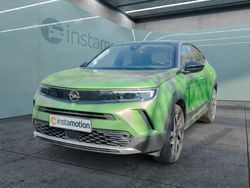 Grün Gebraucht 2022 Opel Mokka-e SUV | 18.540 € (Fairer Preis)