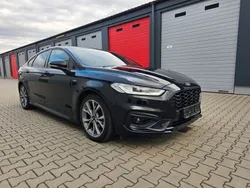 Obsidianschwarz metallic Gebraucht 2020 Ford Mondeo ST-Line Limousine | 23.324 € (Etwas zu teuer)