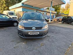 Grau Gebraucht 2019 VW Sharan Comfortline Van / Kleinbus | 17.999 €