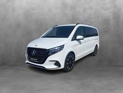 Weiß Gebraucht 2024 Mercedes V220 Avantgarde Van / Kleinbus | 65.099 € (Teuer)