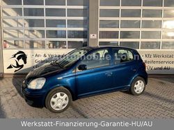 Blau Gebraucht 2004 Toyota Yaris Sol Limousine | 2.990 € (Etwas zu teuer)