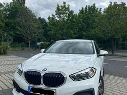 Weiß Gebraucht 2019 BMW 118 Advantage Kleinwagen | 16.500 € (Fairer Preis)