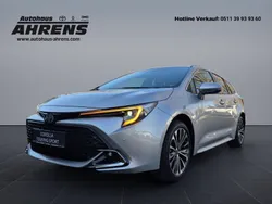 Silber Gebraucht 2024 Toyota Corolla Team Kombi | 32.900 € (Etwas zu teuer)